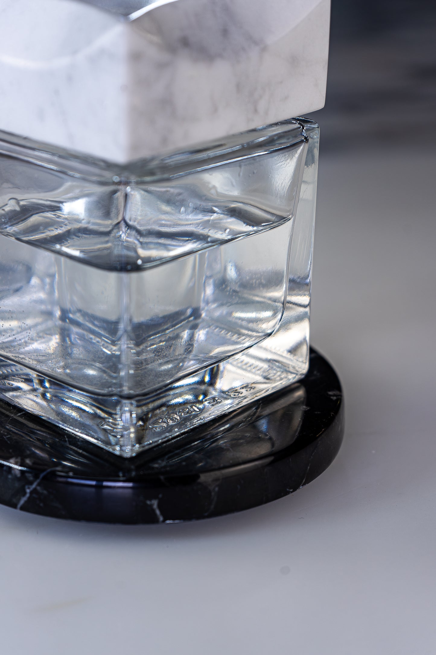 Profumiera per Ambienti in Marmo - Lusso, Artigianato Italiano e Design Unico | Marmi Natali