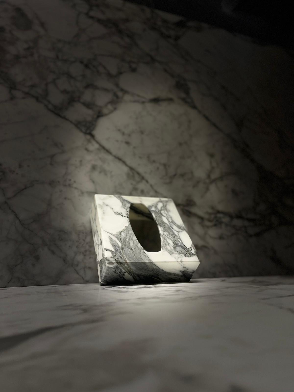 COLLEZIONE "Eleganza e Luce senza Tempo" Portatovaglioli in Marmo